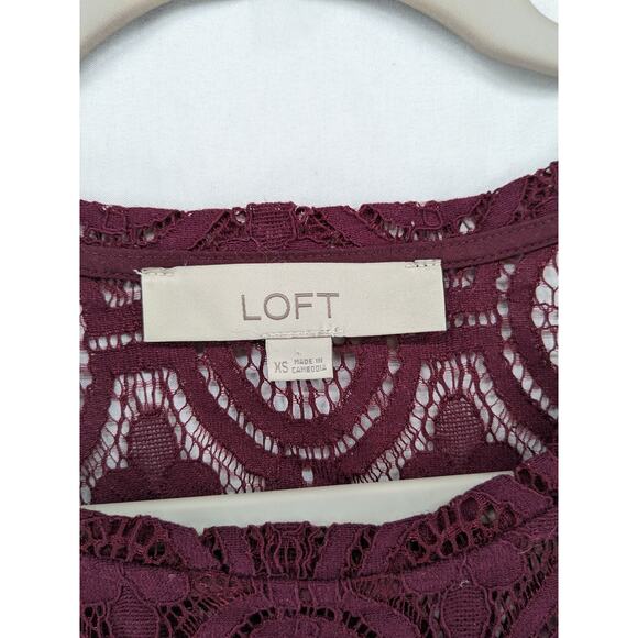 LOFT Sheer Lace Blouse XS Burgundy Red‎ Shirt Bell Short Sleeves Designer Flowy - Picture 3 of 7